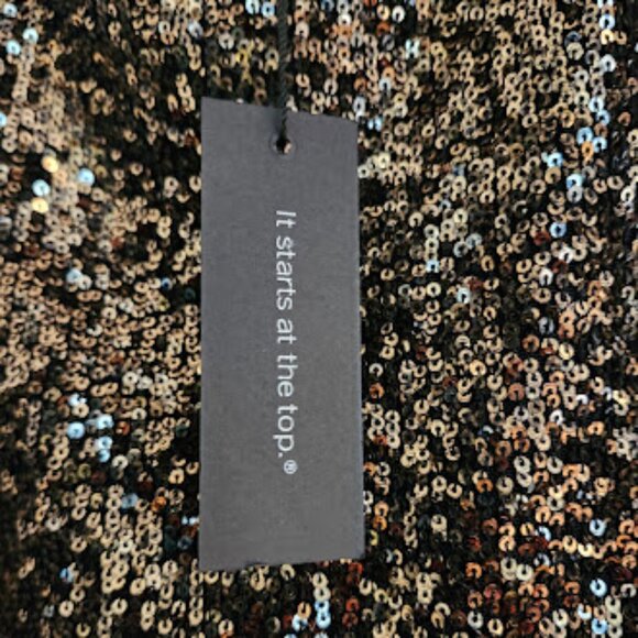 NWT Cable and Gauge sequin skirt, size M - make an offer - Picture 2 of 3